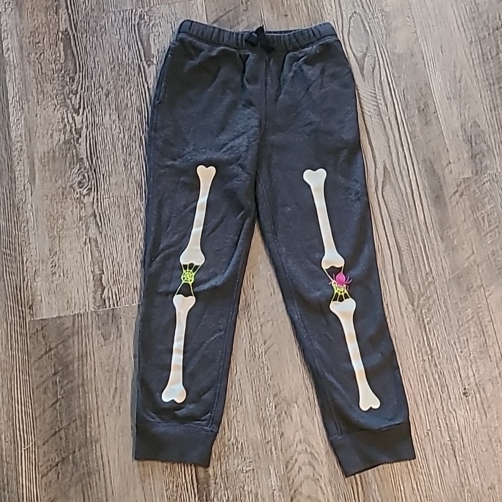 Cat & Jack Bones & Spiders Joggers Size Small 6/7